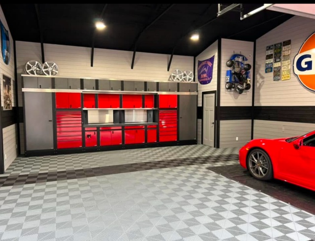finished-garage-with-flooring-cabinets