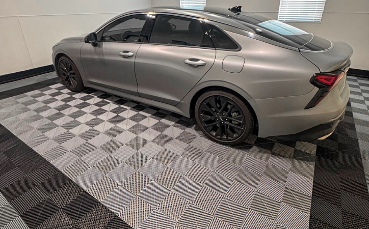 Swisstrax Flooring